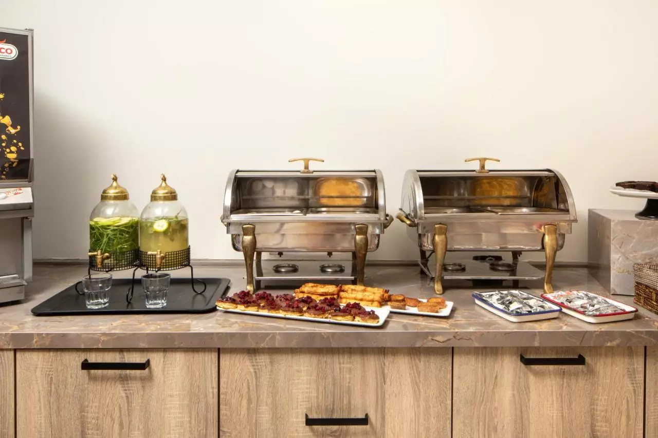 آتیک پالاس استانبول