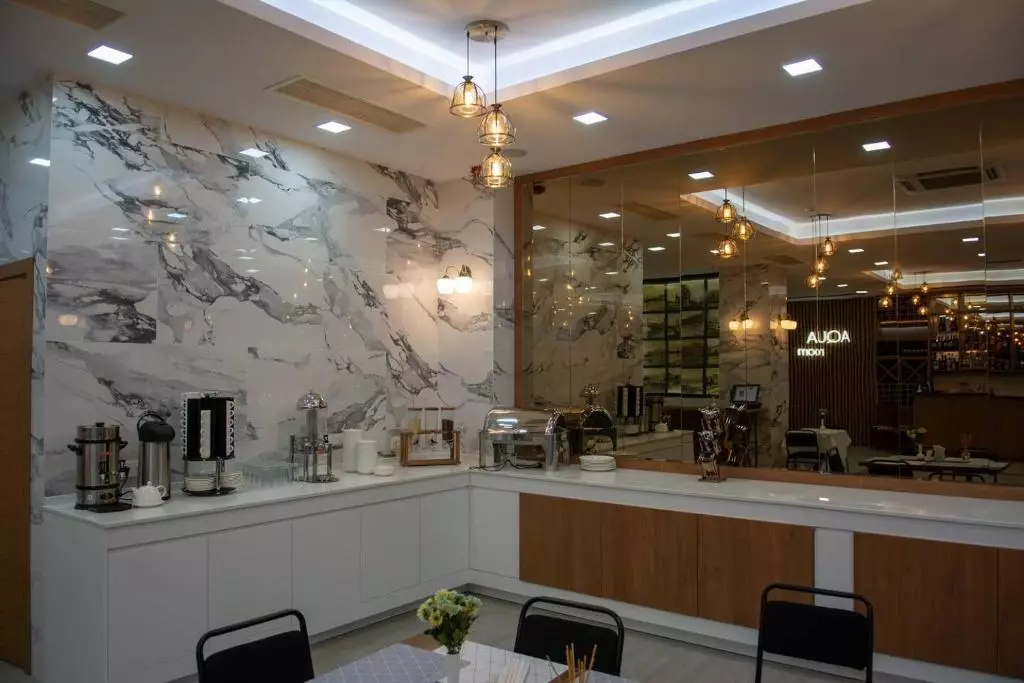 آکوا باتومی اند اپارتمنت