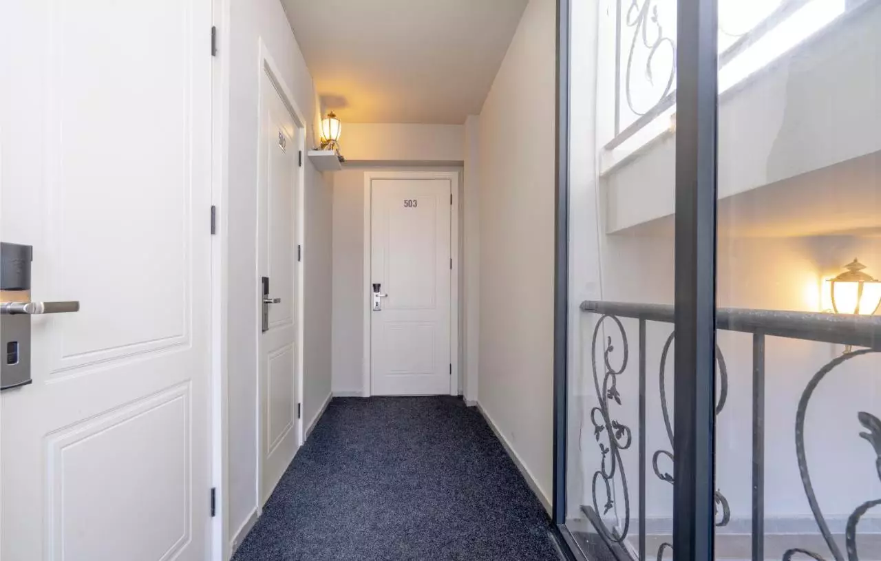 پیازا تفلیس