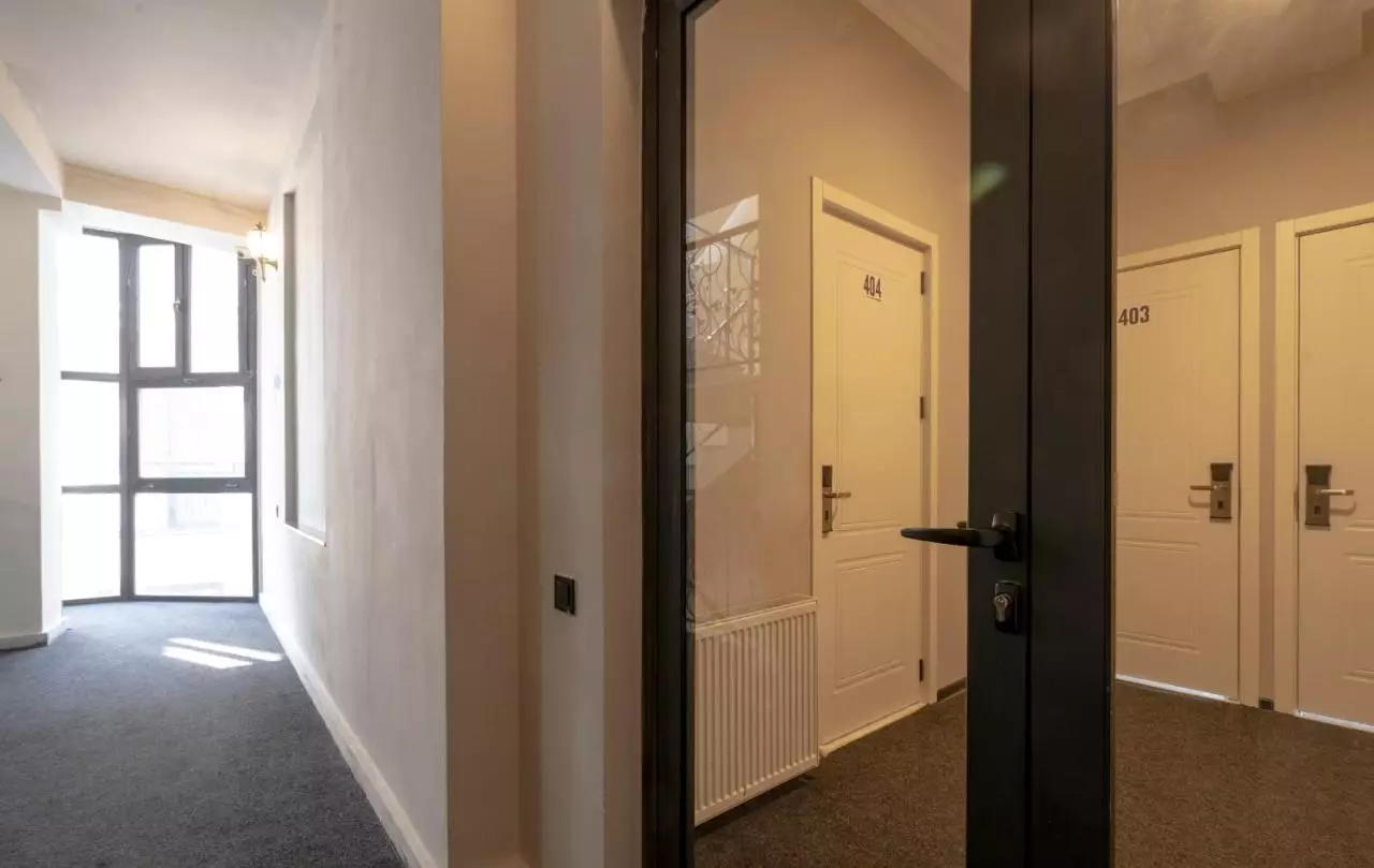 پیازا تفلیس