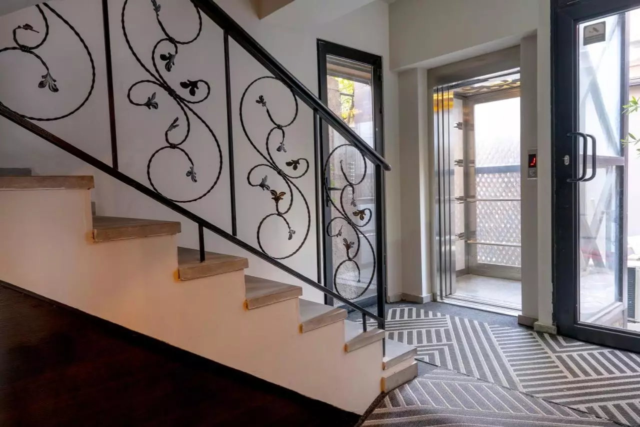 پیازا تفلیس