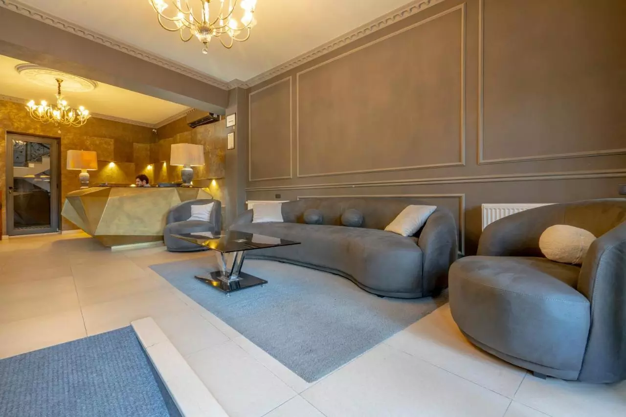 پیازا تفلیس