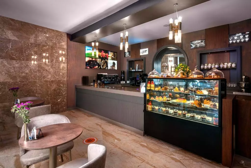 کیرمان لئودیکیا ریزورت آلانیا