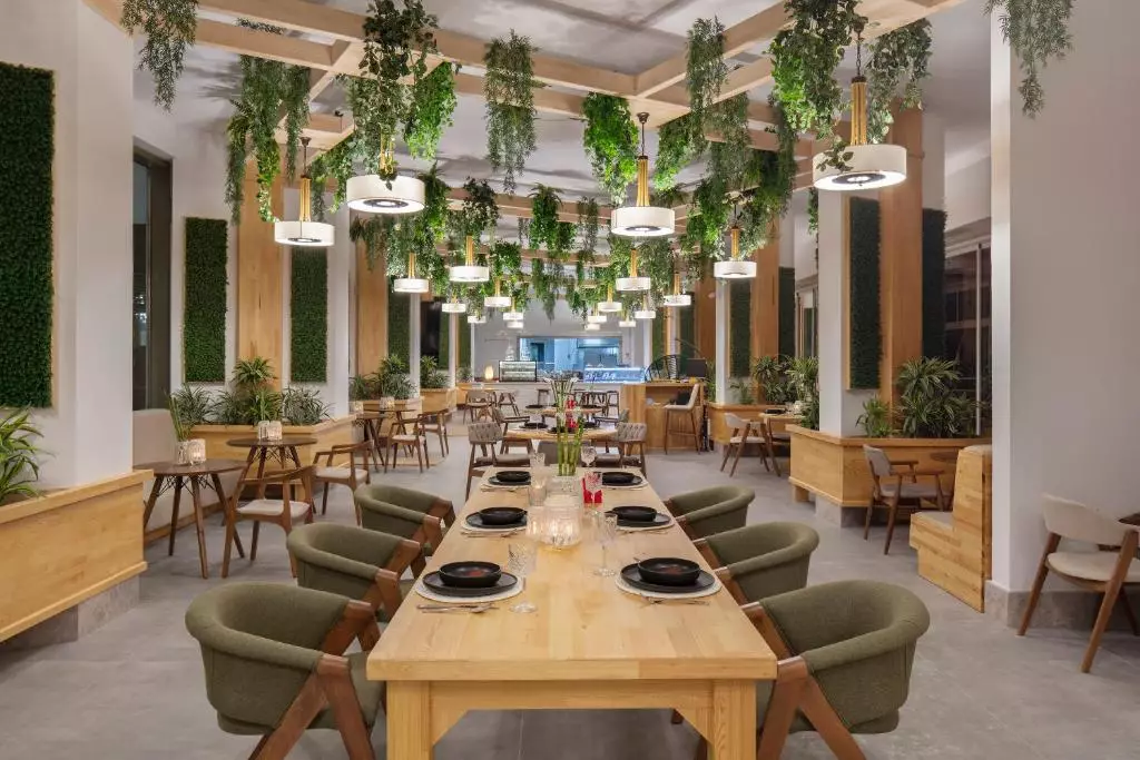 نیروانا کازموپالیتن آنتالیا