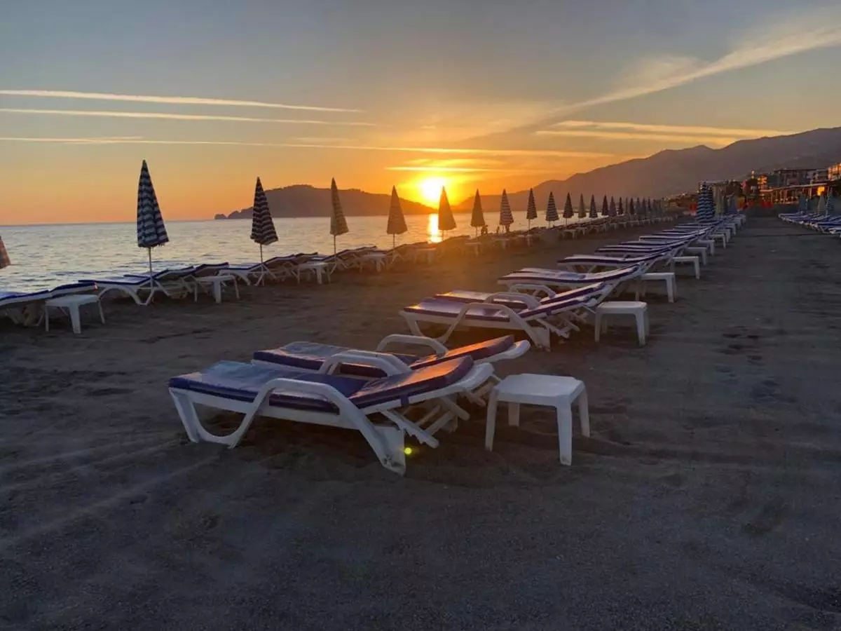 بین بیلا آلانیا