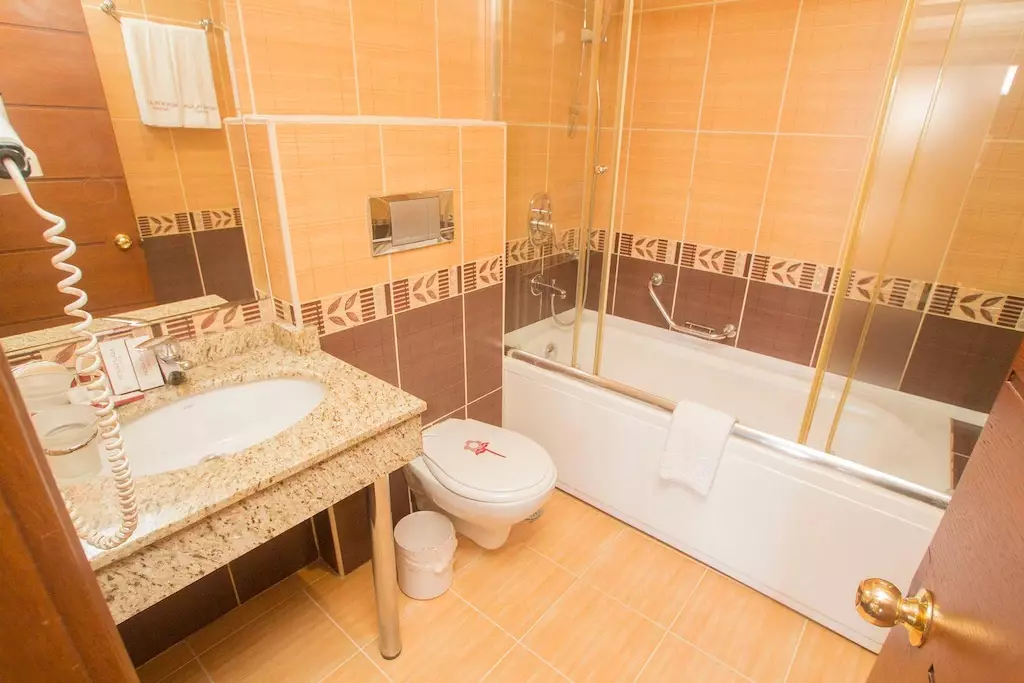 نوا پلازا کریستال استانبول