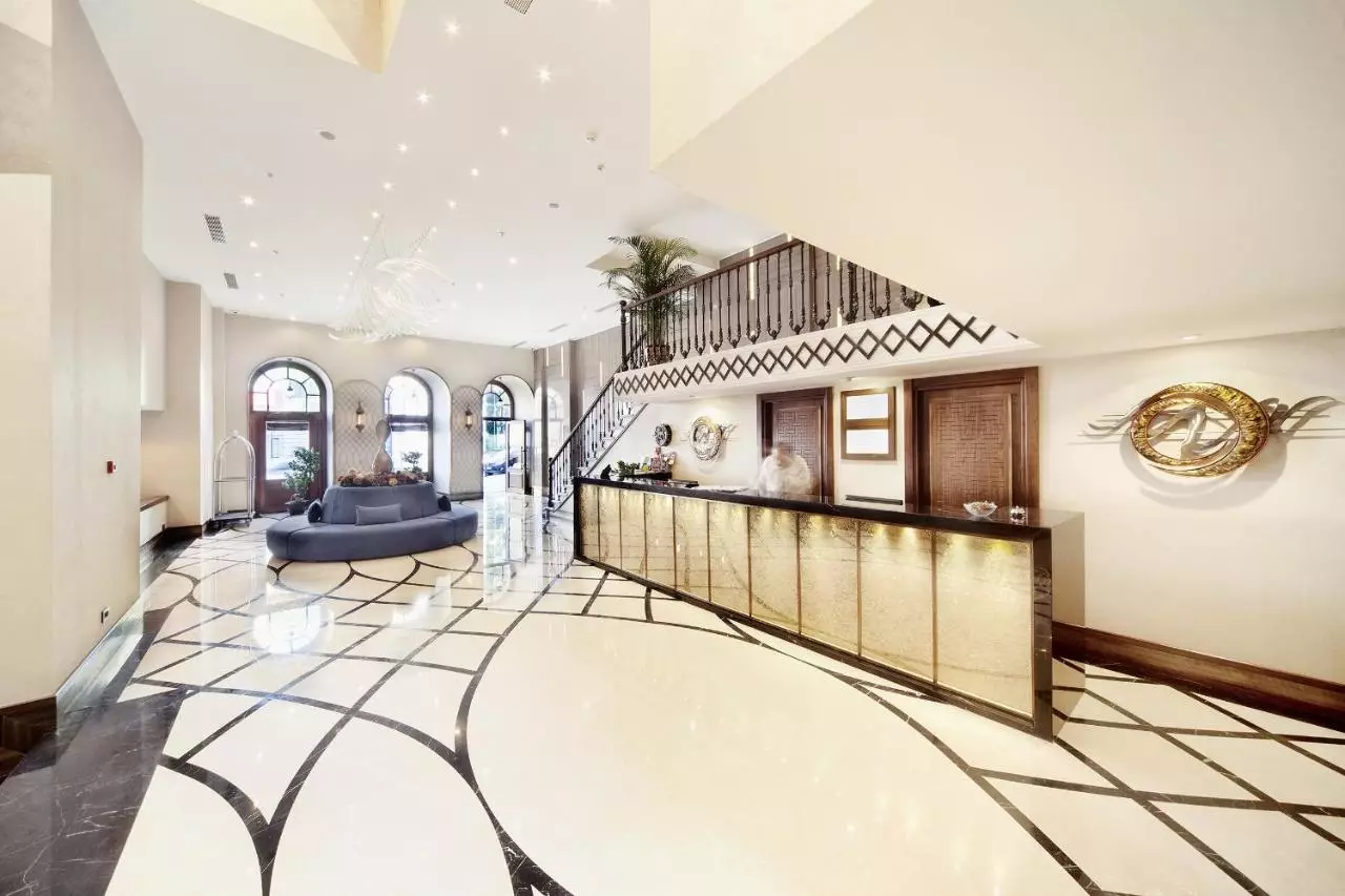 گرند د پرا استانبول