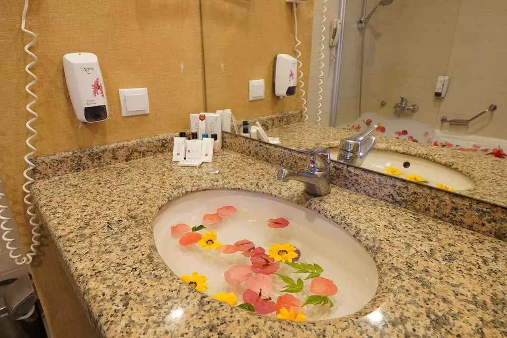 ترون سی گیت آنتالیا