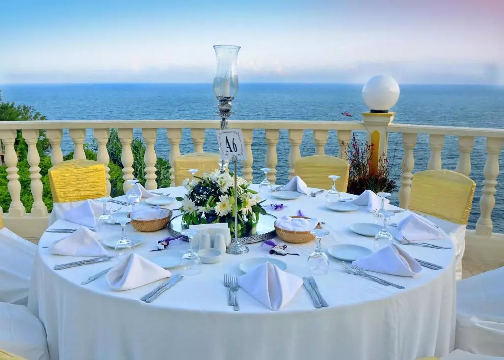 لارا پالاس آنتالیا