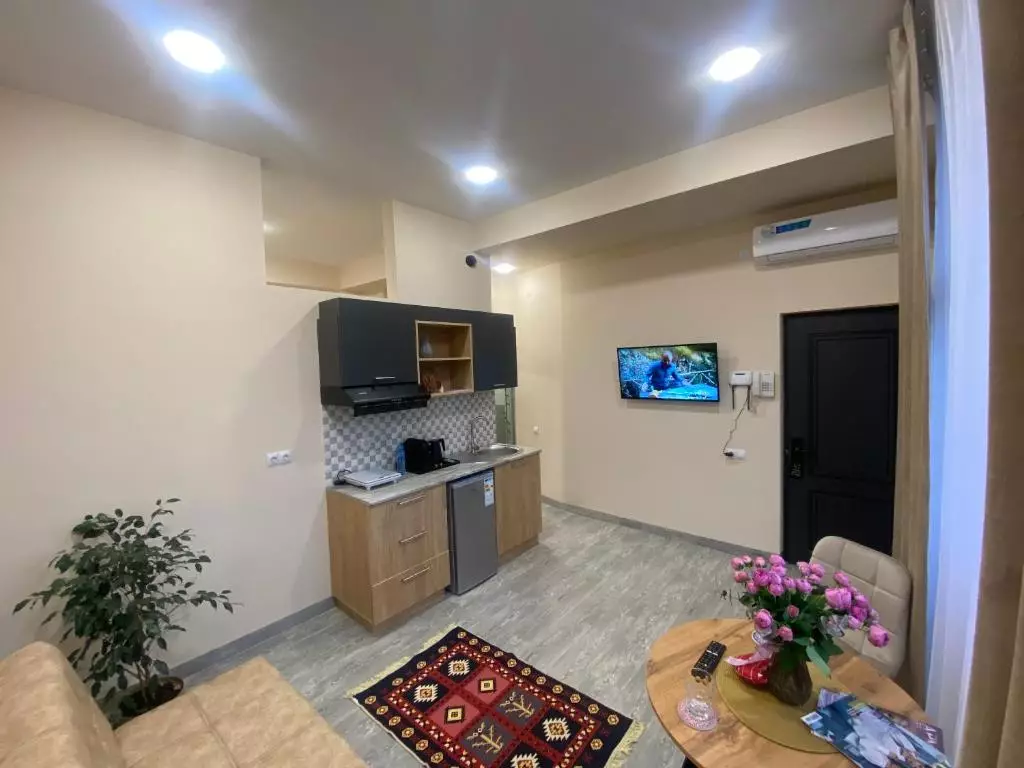 سوفیا سوئیت ایروان