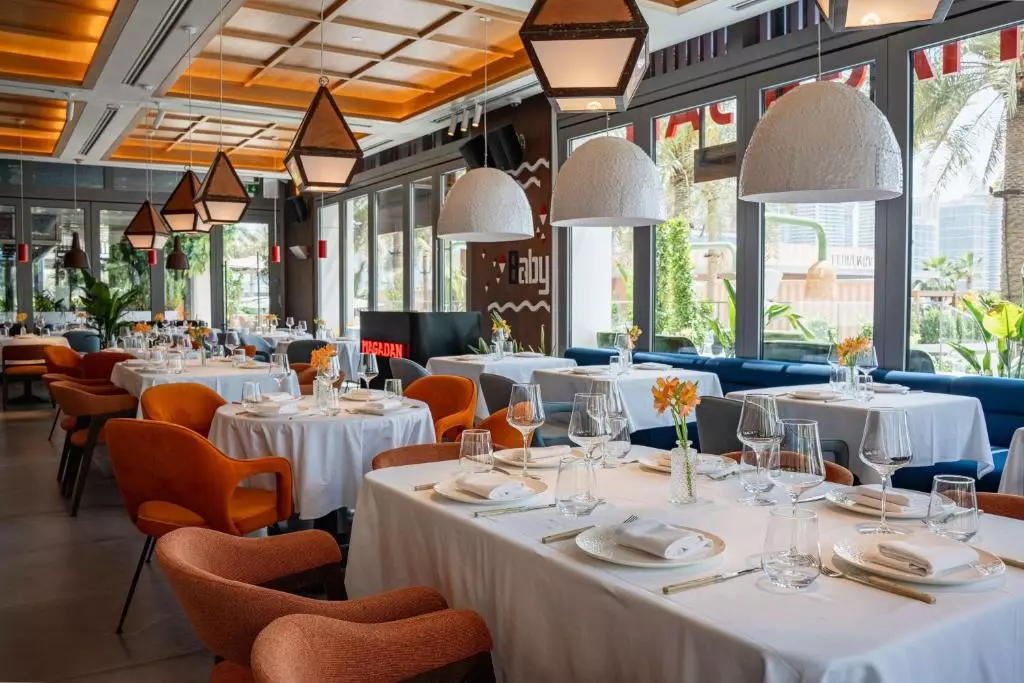 رادیسون بیچ ریزورت پالم جمیرا دبی