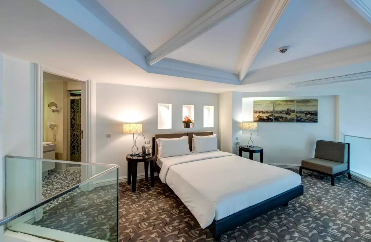 الیسیوم تکسیم استانبول