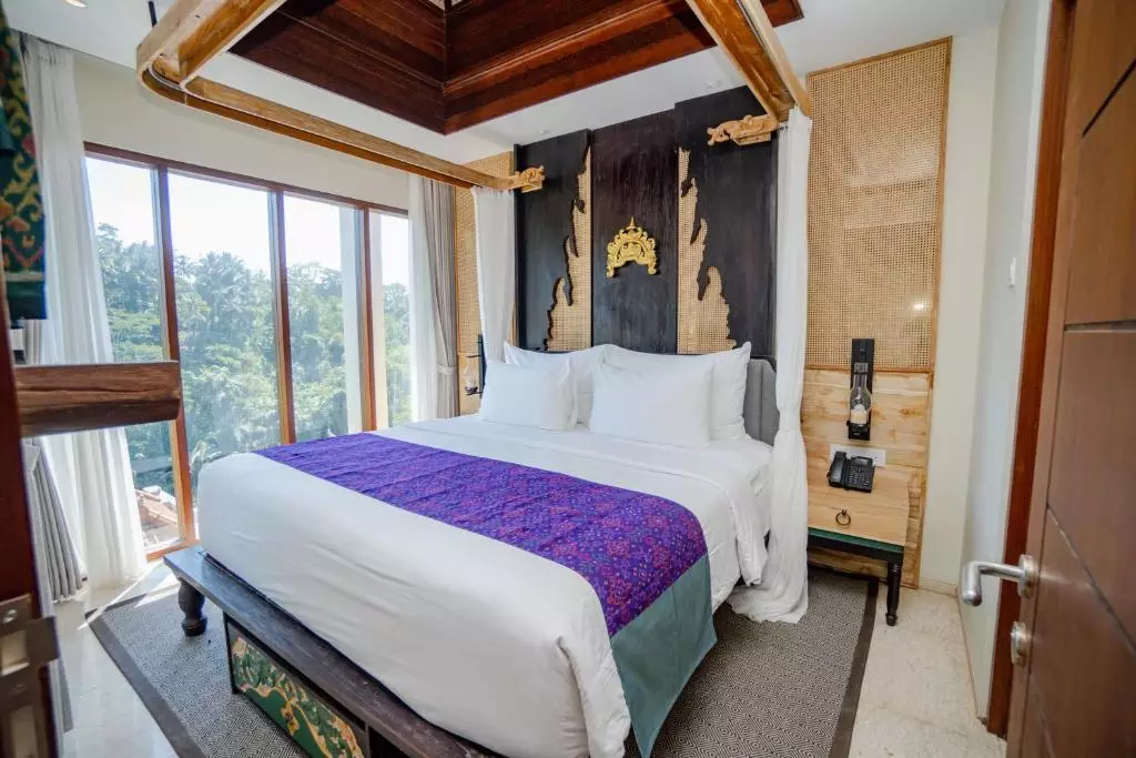 مت لند ونیا اوبود