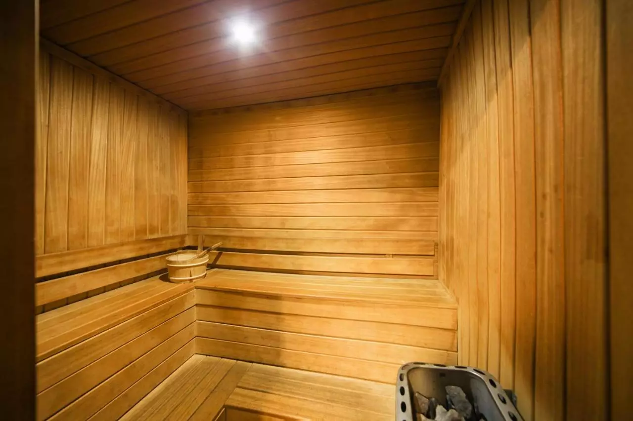 وایت مونارچ استانبول