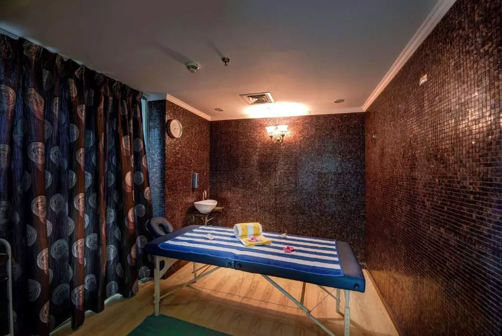 هاوارد جانسون پلازا بای ویندهام دبی دیره