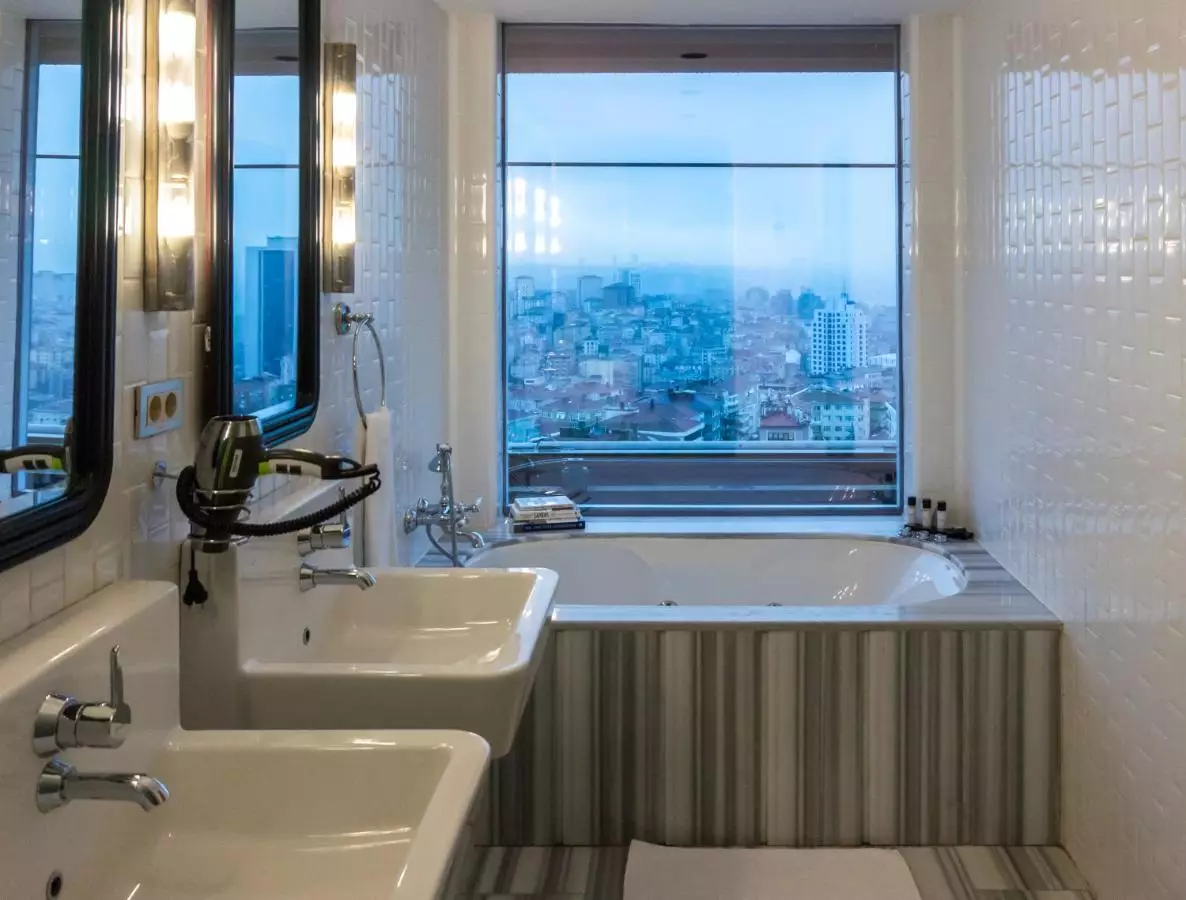 ستیا (مارمارا شیشلی)