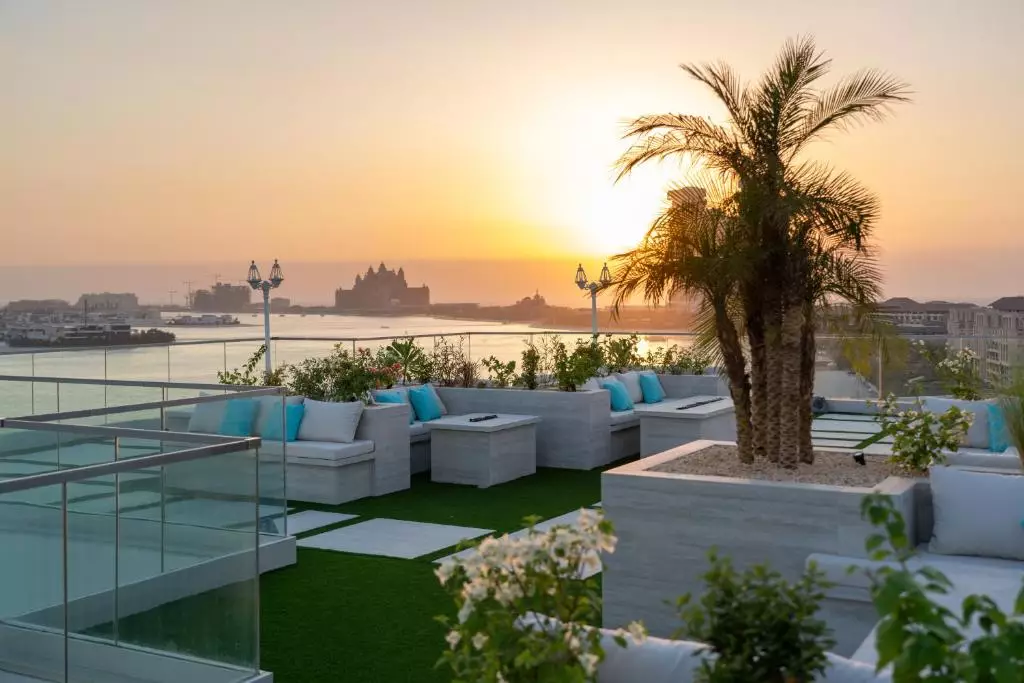 سی سنترال ریزورت دبی