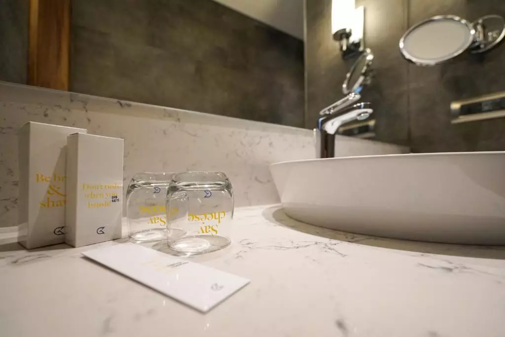 زوریا دولوکس آلانیا