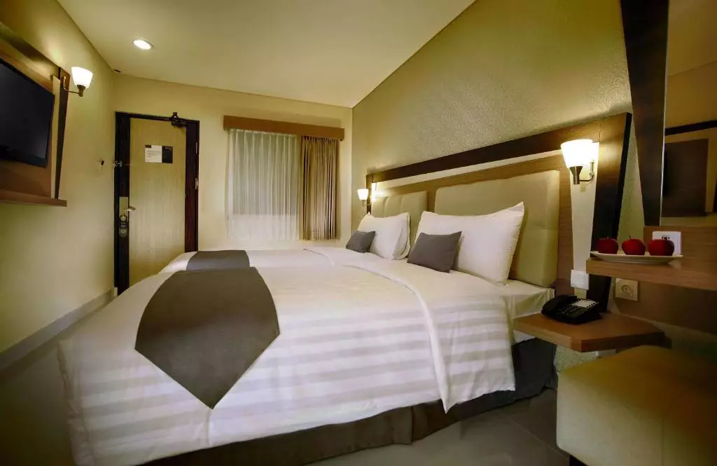 نئو کوتا جلانتیک لگین