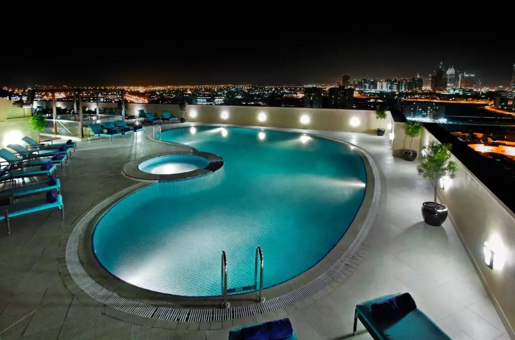 الیت بایبلوس