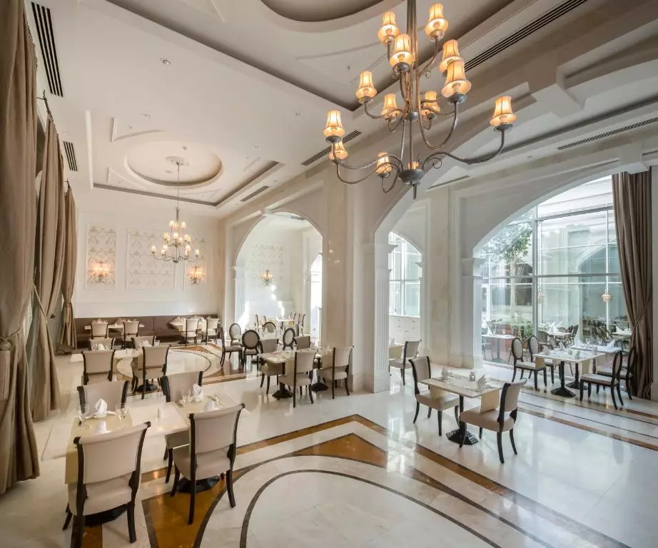 تایتانیک دولوکس بلک آنتالیا