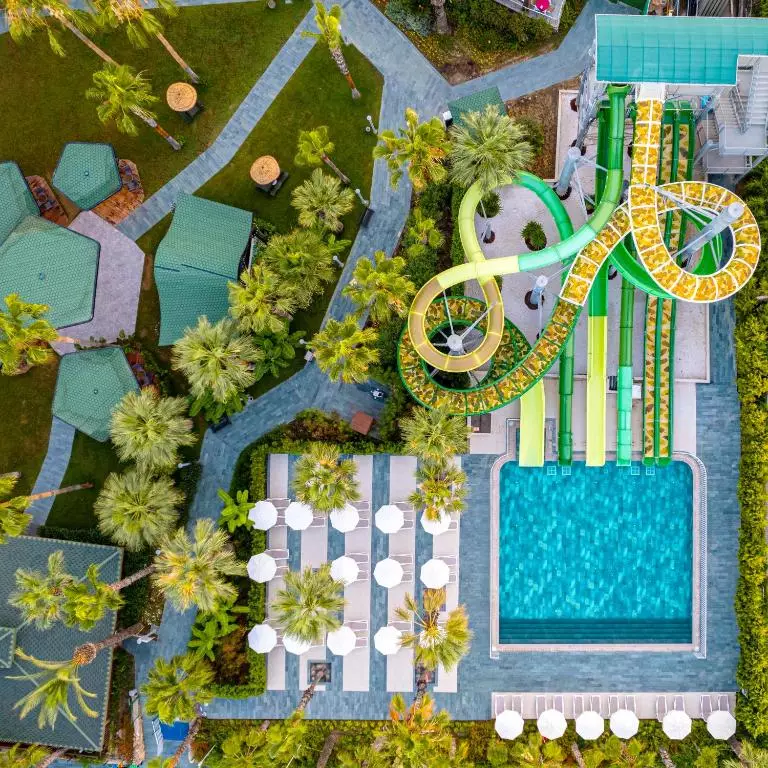 کیرمان لئودیکیا ریزورت آلانیا