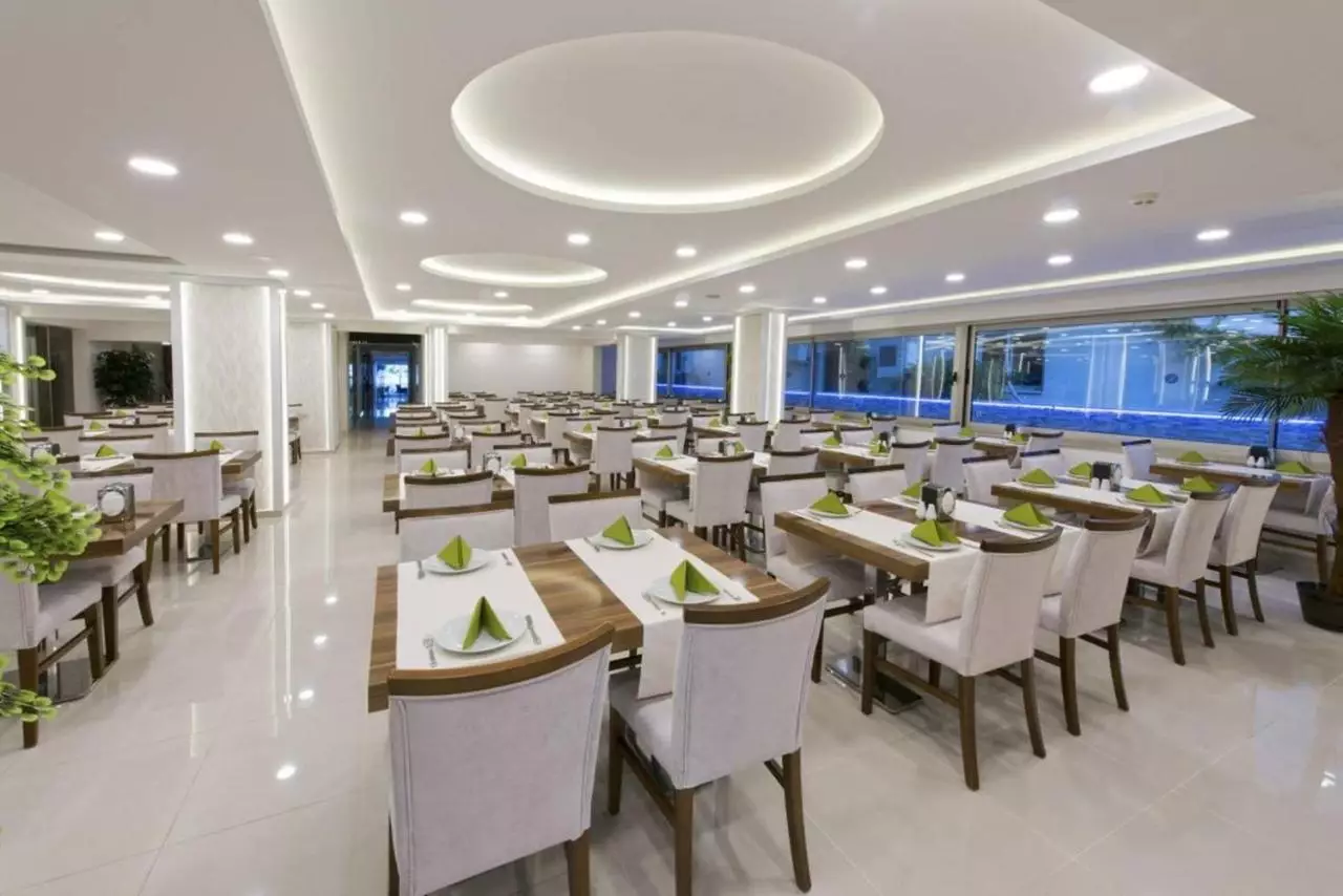 کلئوپاترا لایف