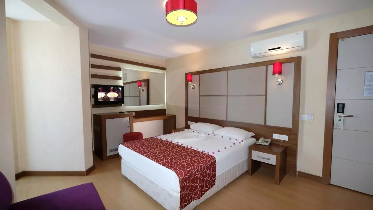 لابراندا مارس مارماریس