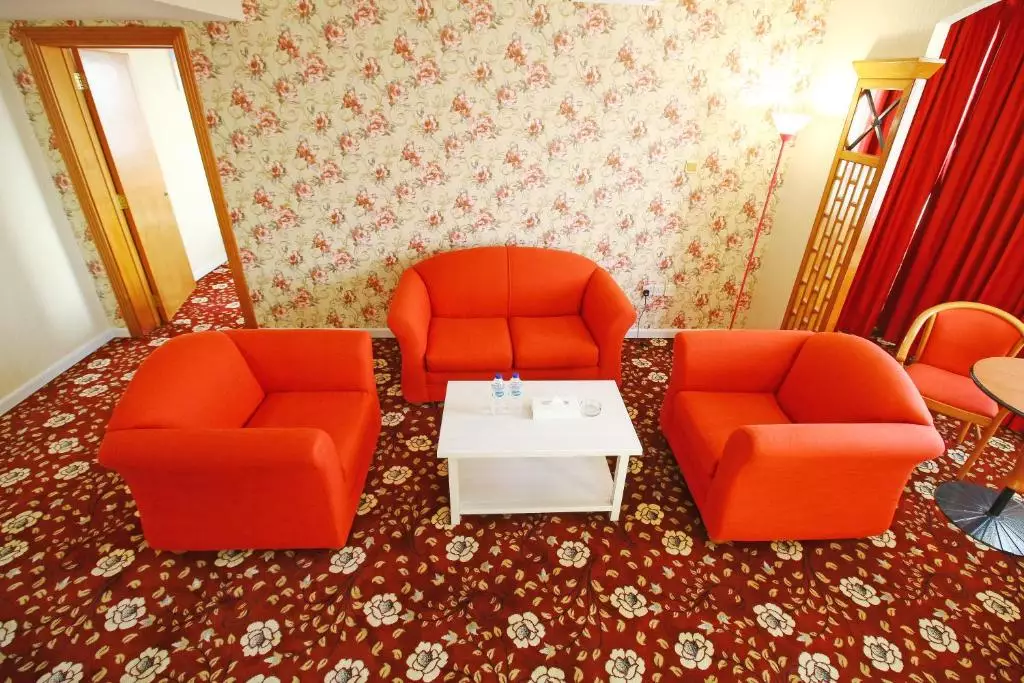 هتل کلاب هراتلز