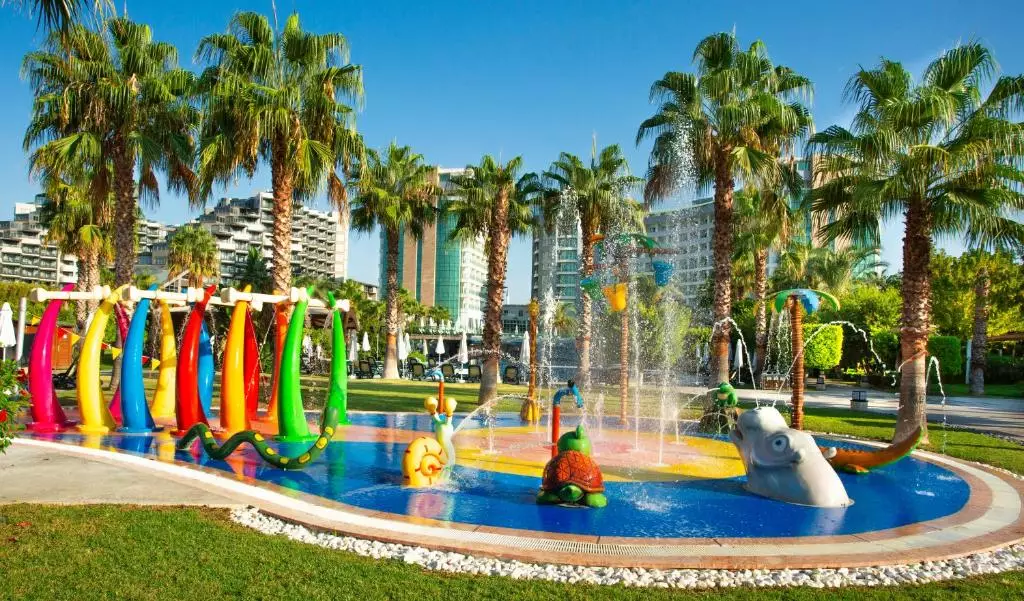 شروود اکس کلوسیو لارا آنتالیا