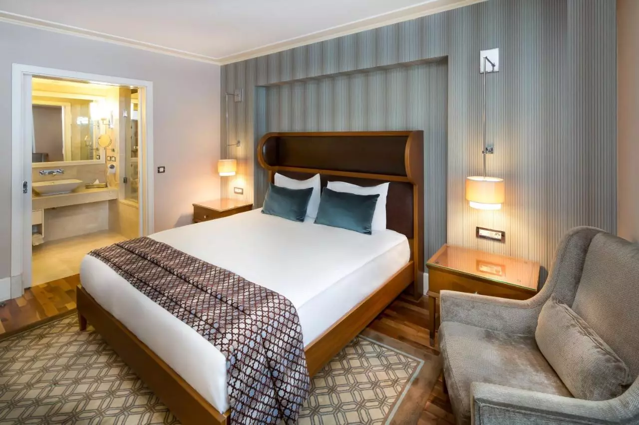 تایتانیک سیتی تکسیم استانبول