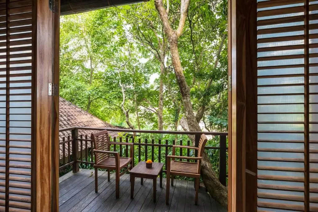 آدیوانا سوارگا لوکا ریچریت ریزورت