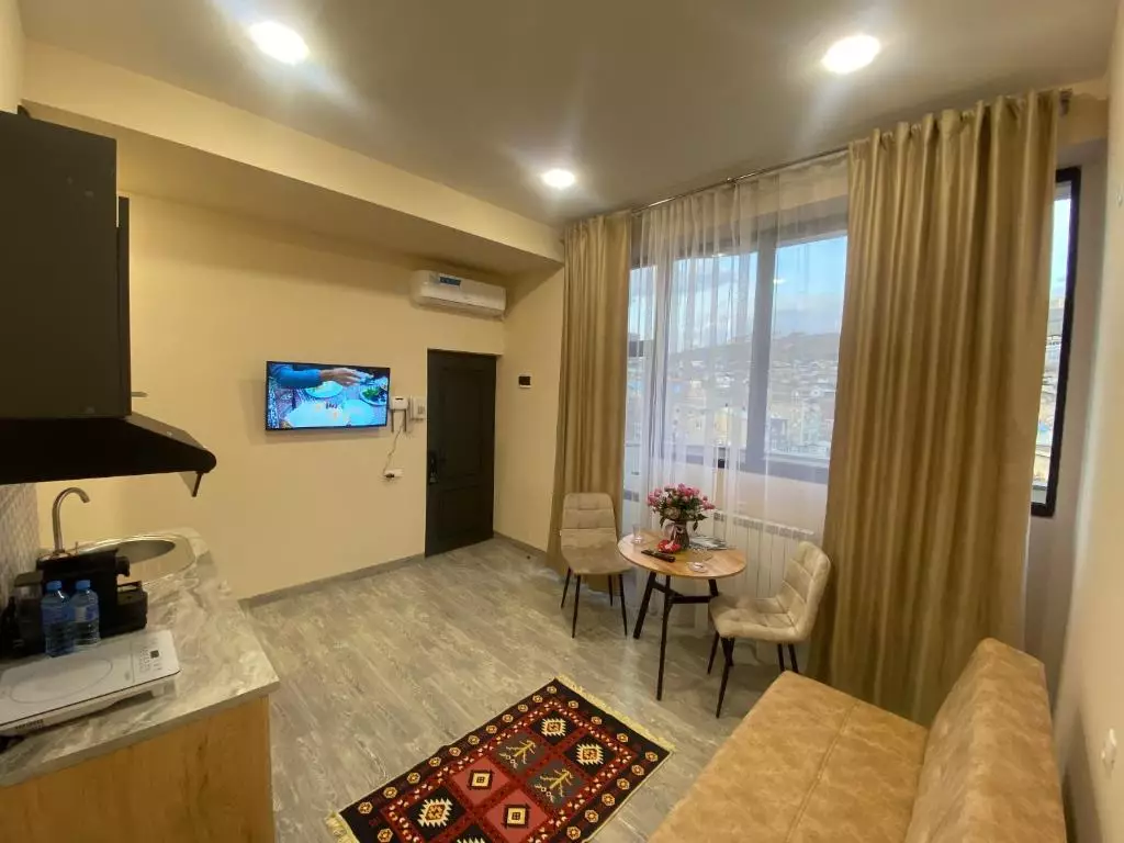 سوفیا سوئیت ایروان