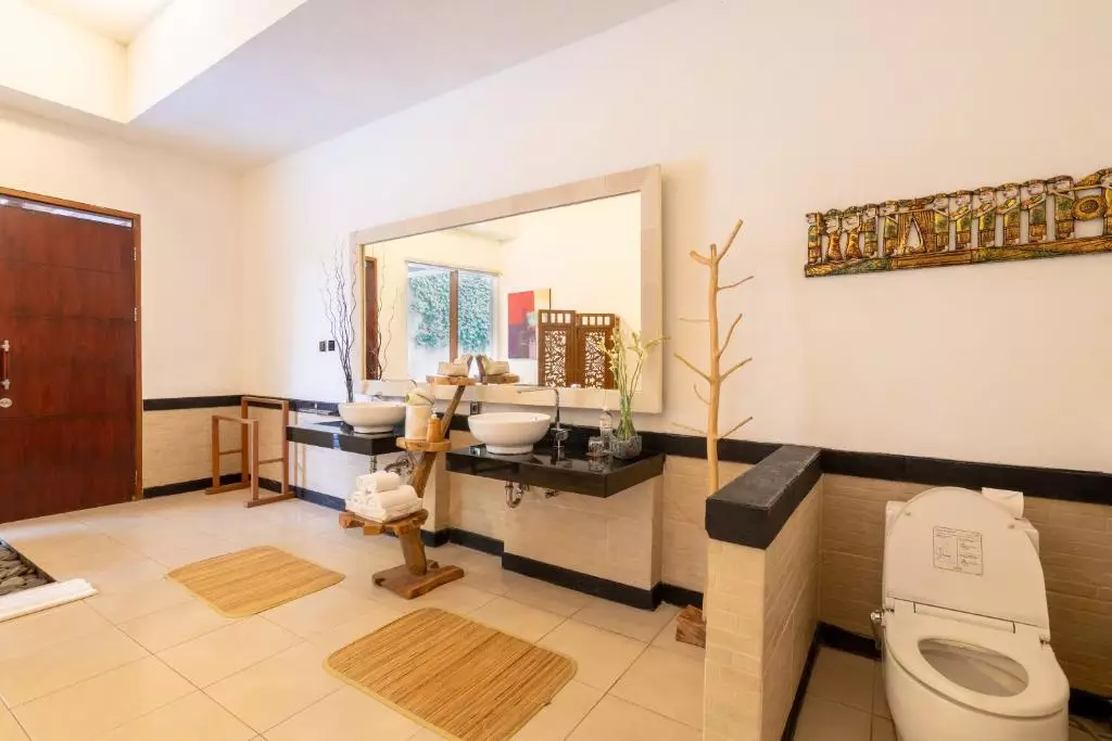 هتل آشوكا تری ریزورت ات تانگگیودا اوبود