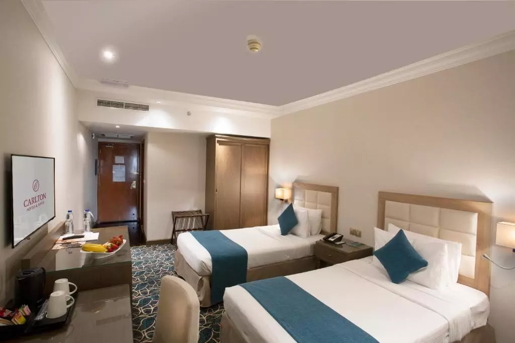 کارلتون تاور دبی