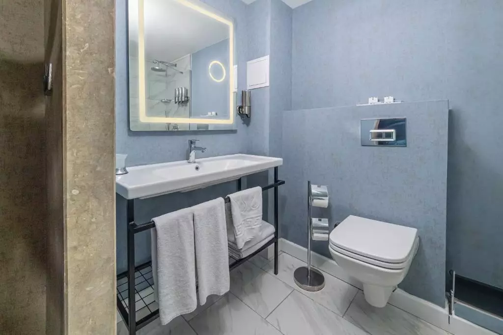 رینگ استون بسفروس استانبول