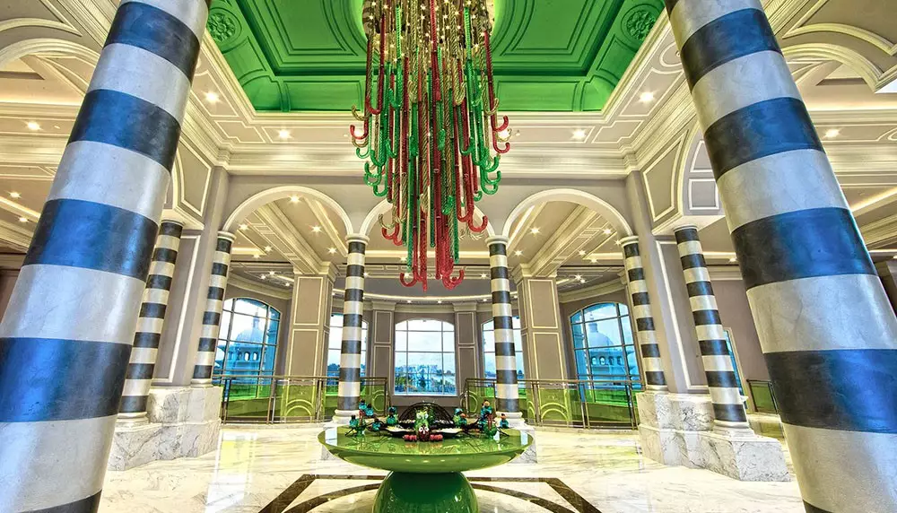 د لند آف لجندز تم پارک آنتالیا