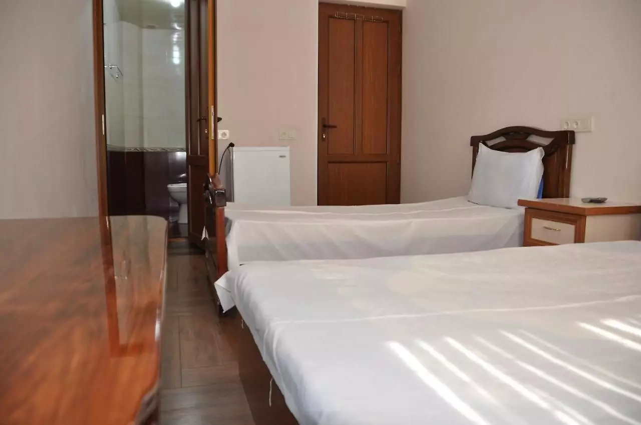 آرامزد ایروان