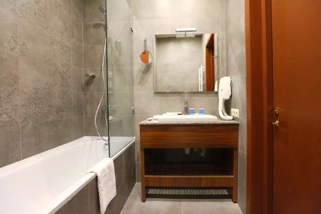 آستوریا تفلیس