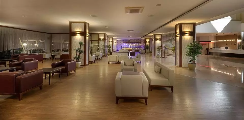 لیکوس بیچ آلانیا