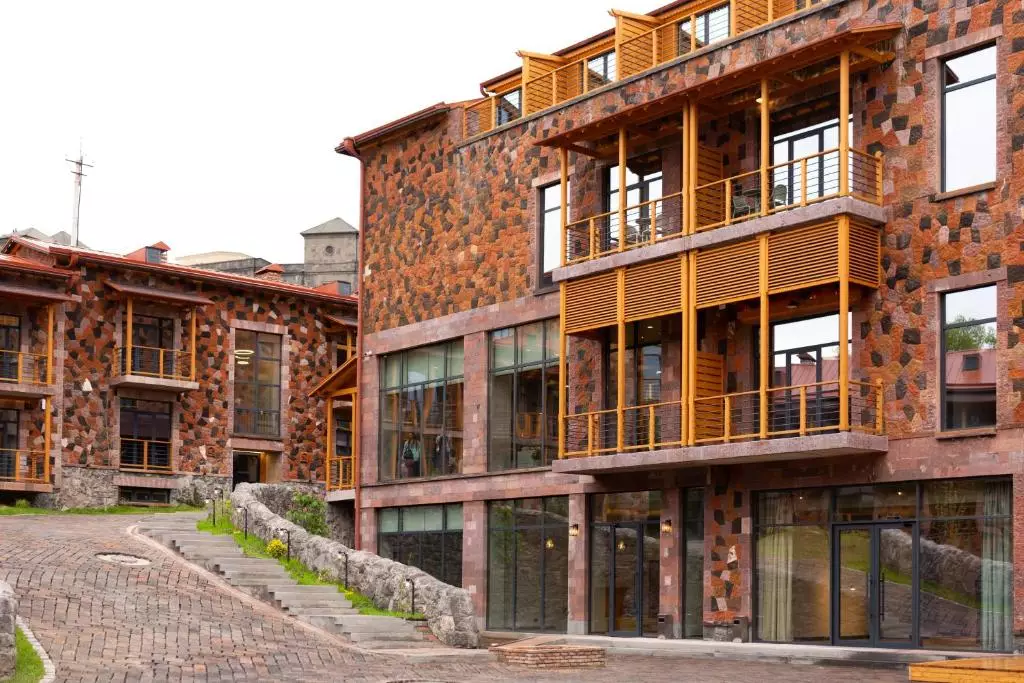 رد بریج ایروان