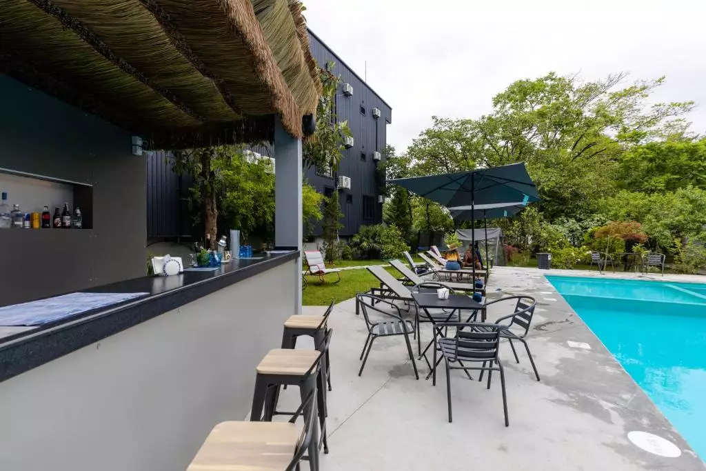 هیلتون گاردن باتومی