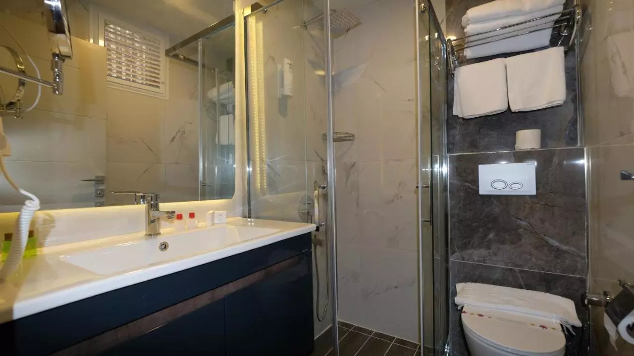 كلئوپاترا گولدن بیچ هتل