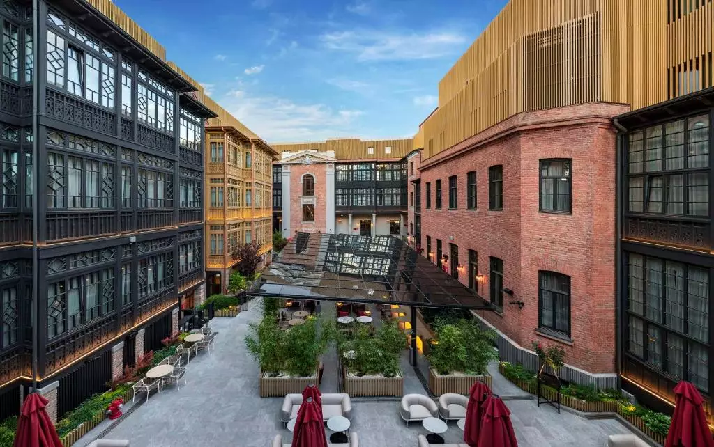 رادیسون رد تفلیس