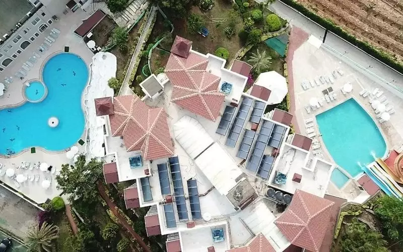 لارینا فامیلی ریزورت آلانیا