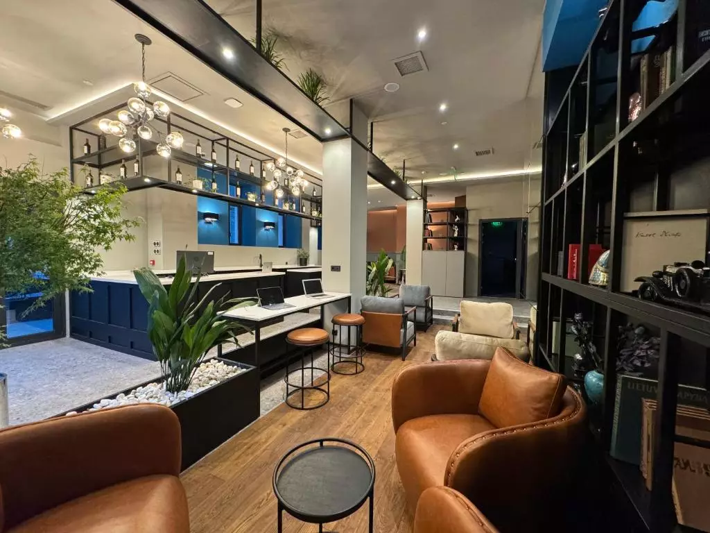 ادیشن تفلیس