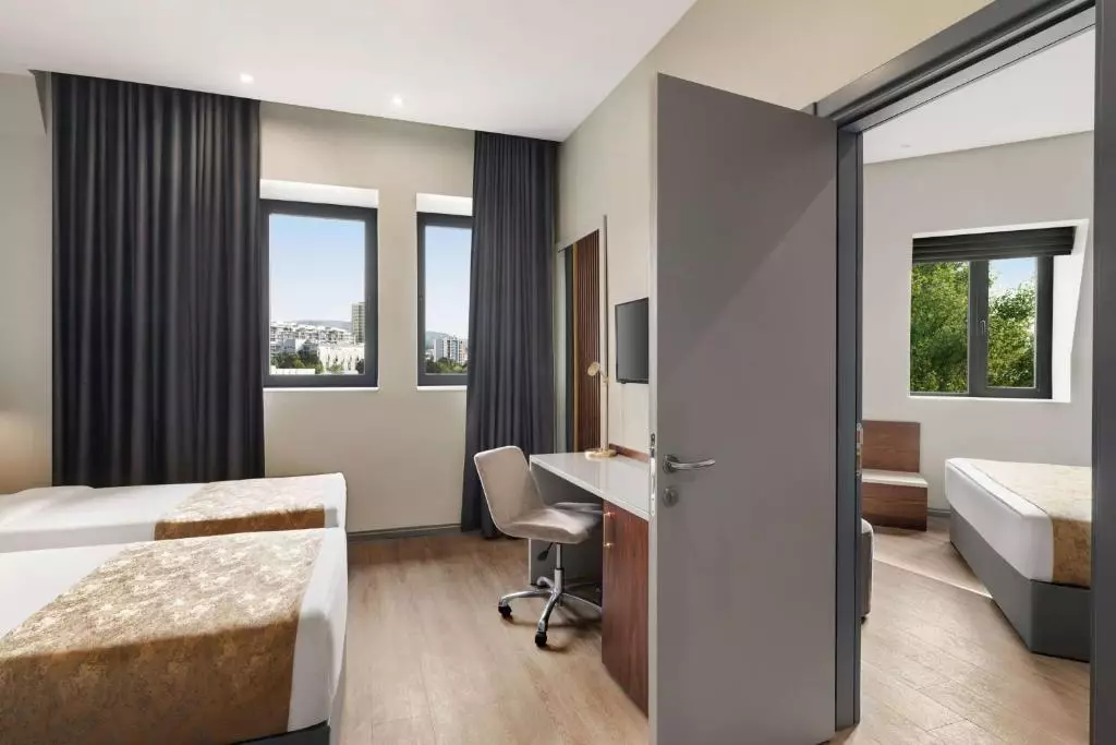 هتل چمبرس تفلیس