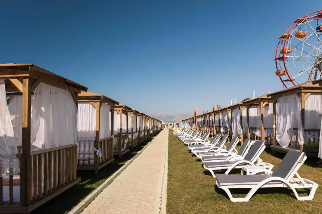 دلفین ایمپریال لارا آنتالیا