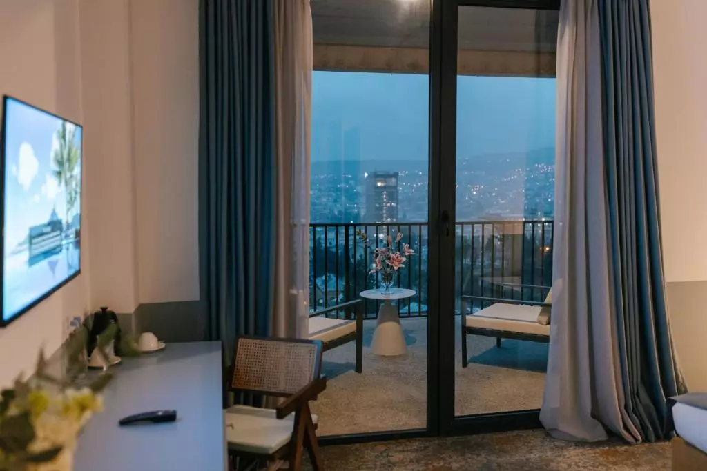 کاستر پلوکس تفلیس