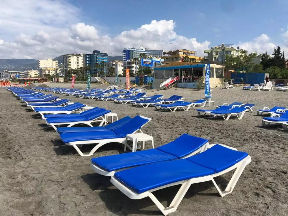 بین بیلا آلانیا